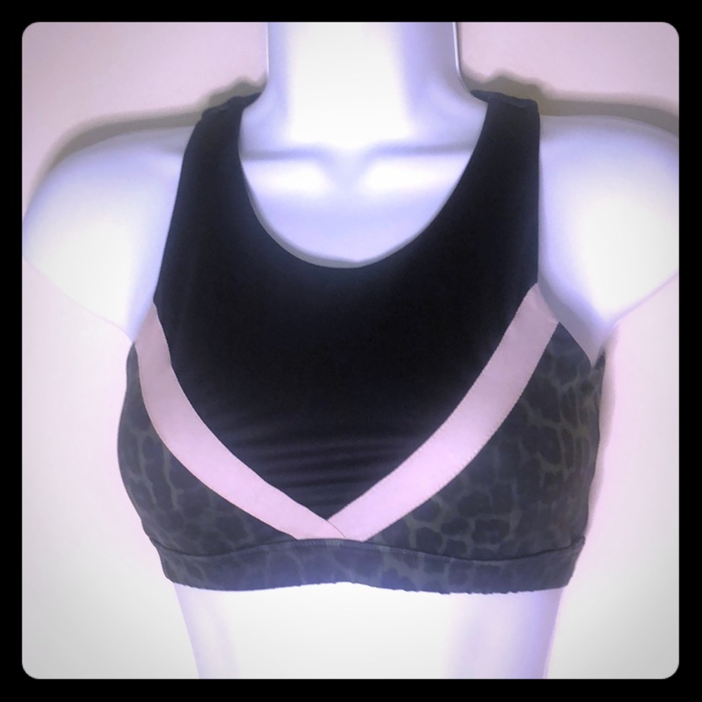 Vie Active for Barry’s sports bra.